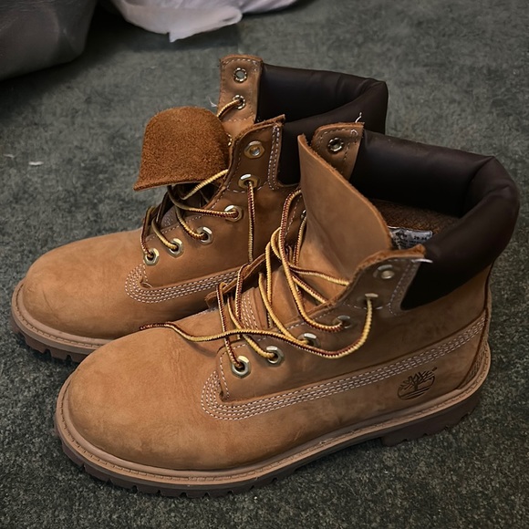 Timberlands - Picture 1 of 3